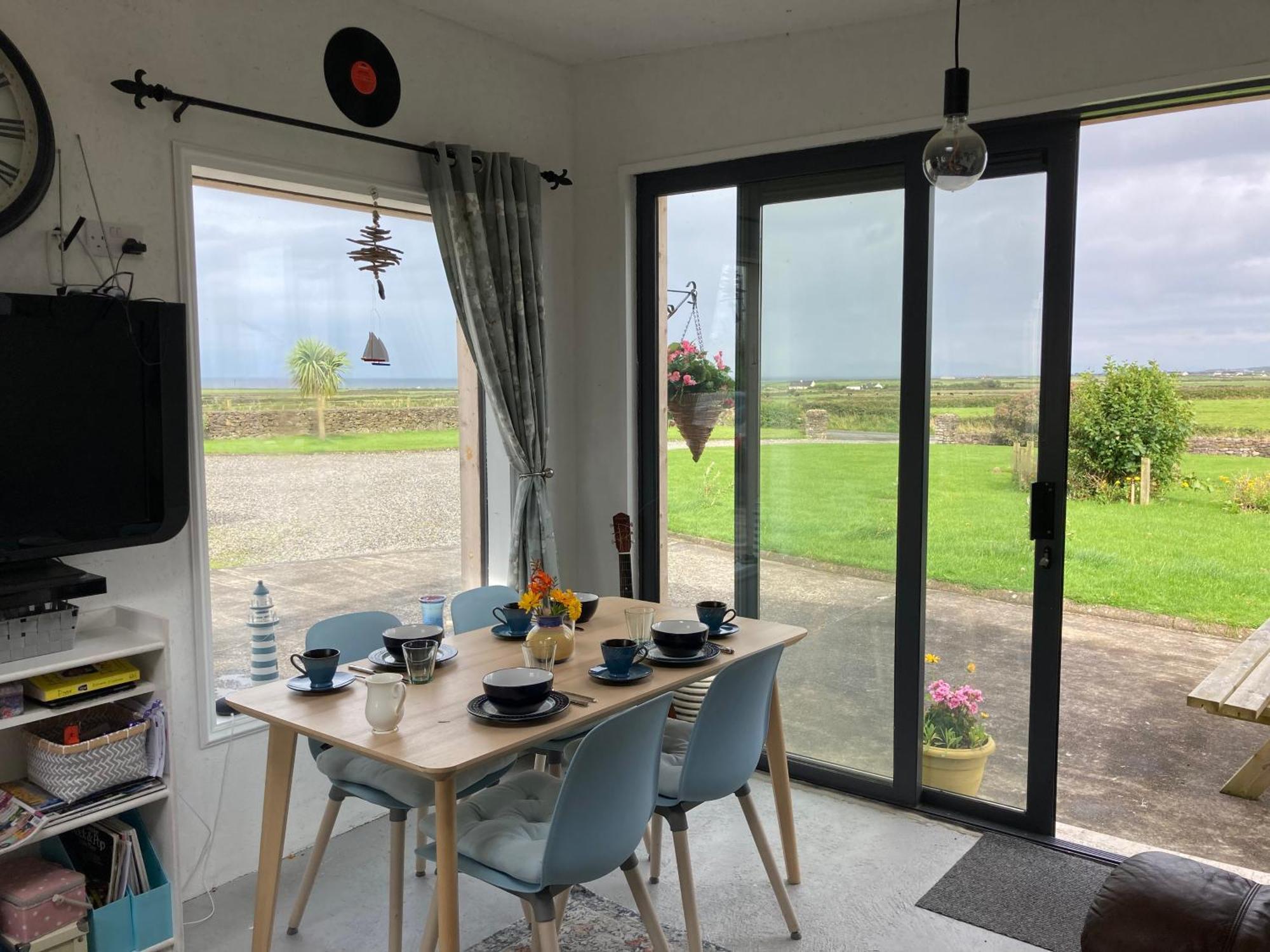 スライゴWild Atlantic Cabinアパートメント エクステリア 写真