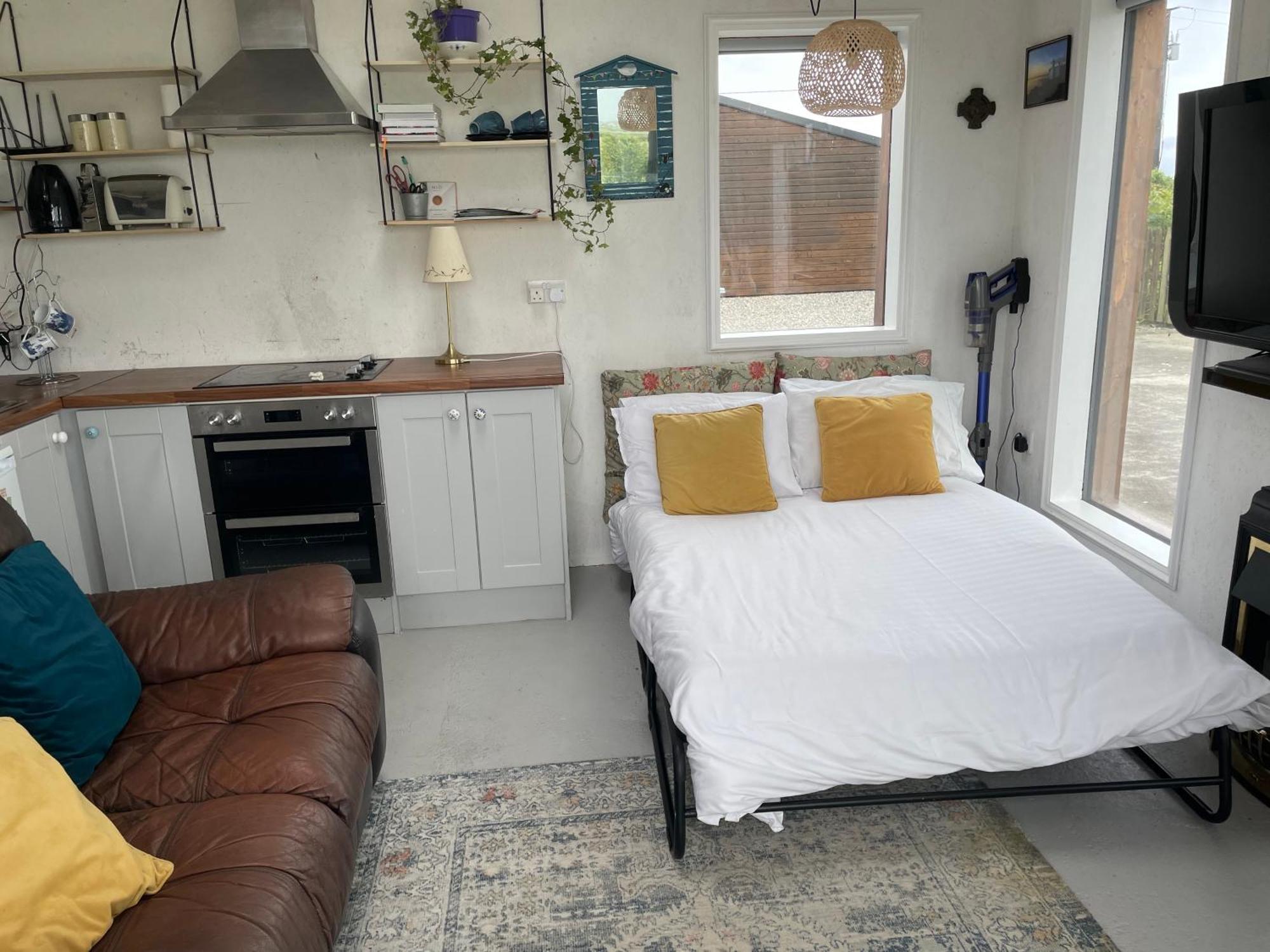 スライゴWild Atlantic Cabinアパートメント エクステリア 写真